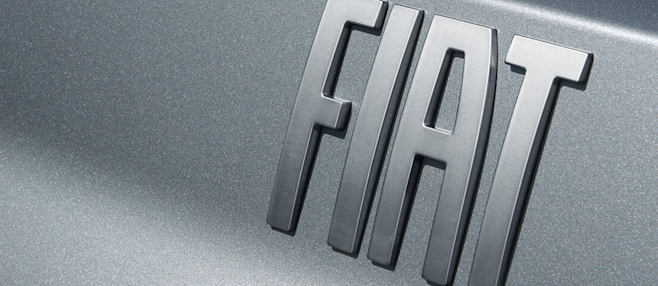 Logo auf grauem Fiat